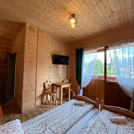 Zbojnicka Kryjowka Rum i privatbostad